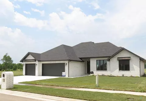 3545 W Cherokee St, Springfield, MO 65807 photo 1