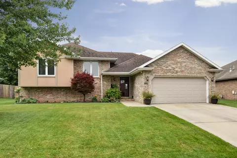 3556 W Winchester Rd, Springfield, MO 65807 photo 1