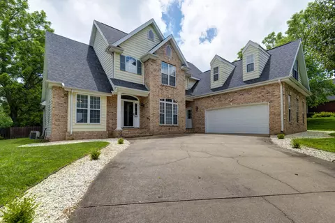 822 Brook Forest Rd, Nixa, MO 65714 photo 1