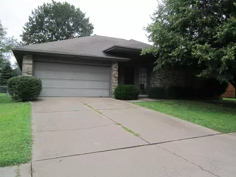 1305 W Lindberg St, Springfield, MO 65807 photo 1