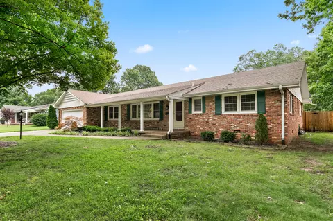 2032 S Cedarbrook Ave, Springfield, MO 65804 photo 1