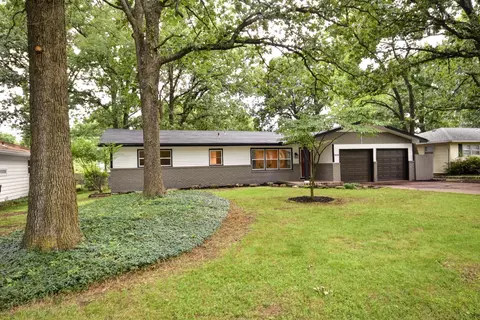 1579 S Saint Charles Ave, Springfield, MO 65804 photo 1
