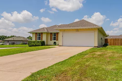 109 Sedona Ln, Willard, MO 65781 photo 1