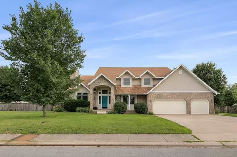 553 E Charles St, Republic, MO 65738 photo 1
