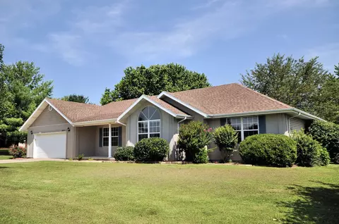 4707 N 15th St, Ozark, MO 65721 photo 1