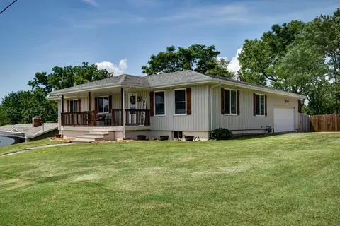 111 E Jay St, Ozark, MO 65721 photo 1