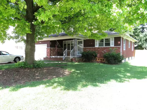 1054 S Weaver Ave, Springfield, MO 65807 photo 1