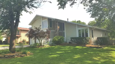 3735 E Sugar Hill St, Springfield, MO 65809 photo 1