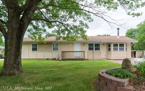 715 Hightower St, Nixa, MO 65714 photo 1