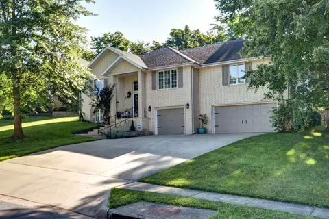 2168 S Cedar Hill Ave, Springfield, MO 65809 photo 1