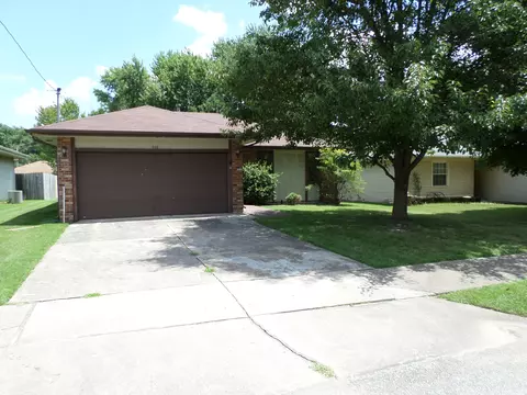 208 N Monte Vista Ave, Springfield, MO 65802 photo 1