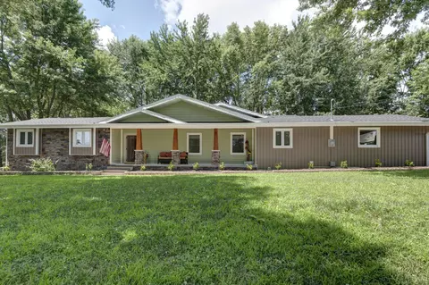 697 S Roberts Dr, Springfield, MO 65802 photo 1