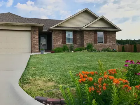 28 E Overbrook Ct, Fair Grove, MO 65648 photo 1