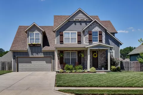 3413 N Fenwicke St, Ozark, MO 65721 photo 1