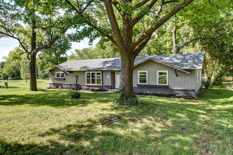 841 W Deerfield St, Springfield, MO 65807 photo 1