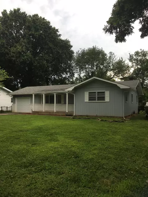 1259 E Rosebrier St, Springfield, MO 65804 photo 1