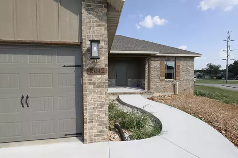 2012 N Boardwalk, Strafford, MO 65757 photo 1