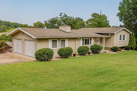 101 Della St, Branson, MO 65616 photo 1