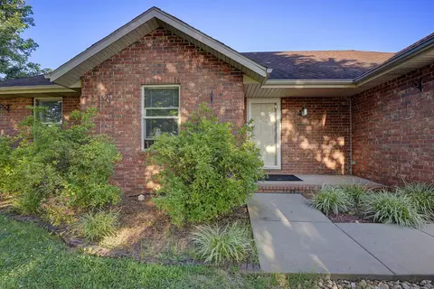 6009 N 9th Ave, Ozark, MO 65721 photo 1