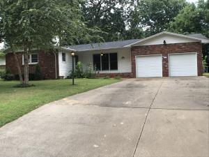 1444 S Sieger Dr, Springfield, MO 65804 photo 1