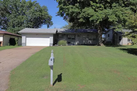 3041 S Ferguson Ave, Springfield, MO 65807 photo 1