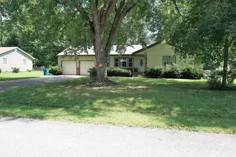 2032 S Glencrest Ave, Springfield, MO 65804 photo 1