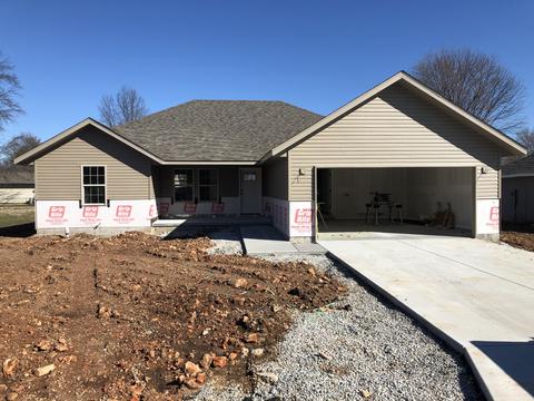 567 S Forest Ln, Republic, MO 65738 photo 1