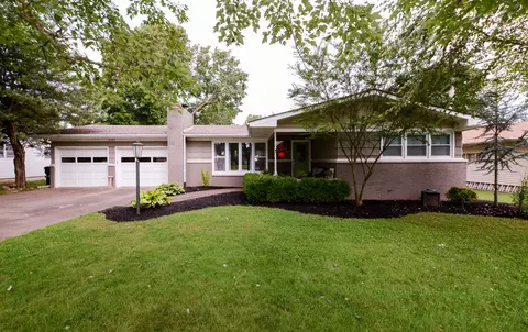 2149 E Claiborne St, Springfield, MO 65804 photo 1
