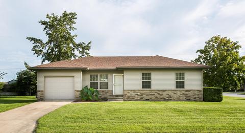 702 Scott Wayne Dr, Nixa, MO 65714 photo 1