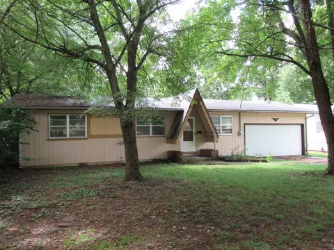 1345 S Prince Ln, Springfield, MO 65804 photo 1