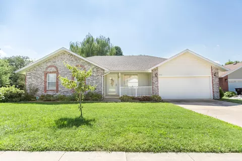 4734 W Tilden Ct, Springfield, MO 65802 photo 1