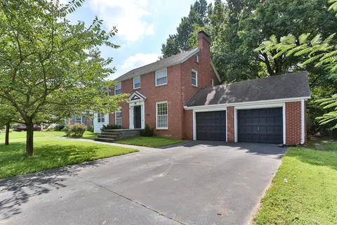 910 E University St, Springfield, MO 65807 photo 1