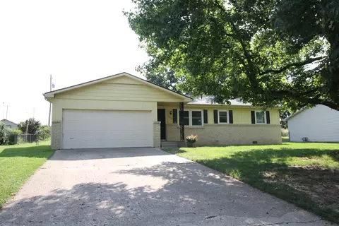 2724 N Clayton Ave, Springfield, MO 65803 photo 1