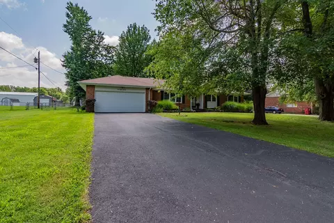 4862 S Oxynard Dr, Springfield, MO 65810 photo 1