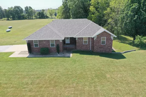 128 Cedar Dale Ln, Ozark, MO 65721 photo 1