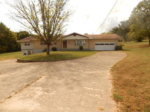 1003 E Washington Ave, Ava, MO 65608 photo 1