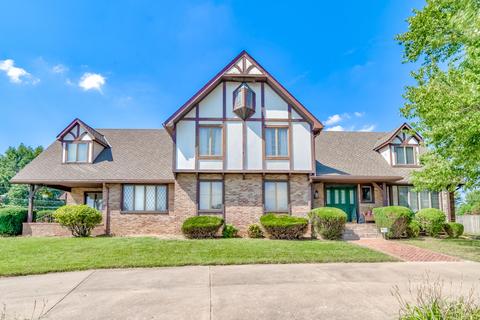 2335 S Golden Ave, Springfield, MO 65807 photo 1