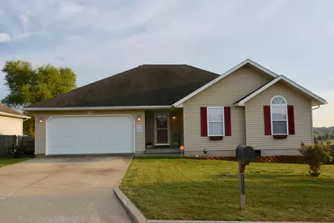 2738 E Lee St, Republic, MO 65738 photo 1