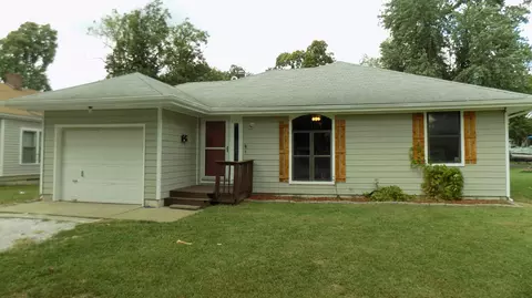 2027 W Webster St, Springfield, MO 65802 photo 1