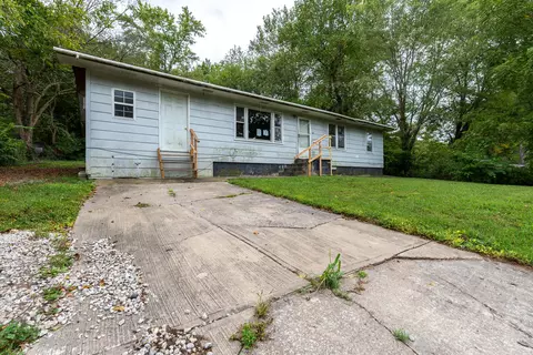 207 Orchard St, Crane, MO 65633 photo 1