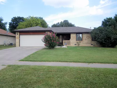 3330 S Kimbrough Ave, Springfield, MO 65807 photo 1