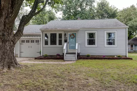 1840 E Monroe St, Springfield, MO 65802 photo 1