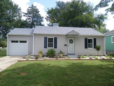 1546 S Pickwick Ave, Springfield, MO 65804 photo 1