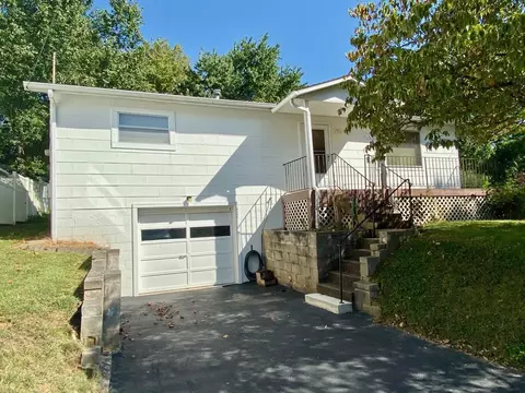 404 S 2nd Ave, Ozark, MO 65721 photo 1