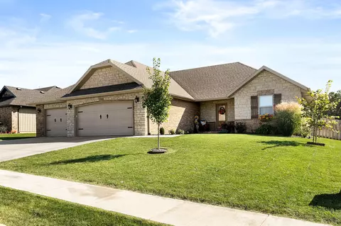 2730 W Fishhook Ave, Ozark, MO 65721 photo 1