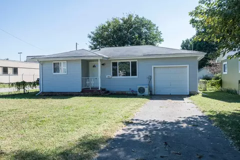 1402 W Hamilton St, Springfield, MO 65802 photo 1