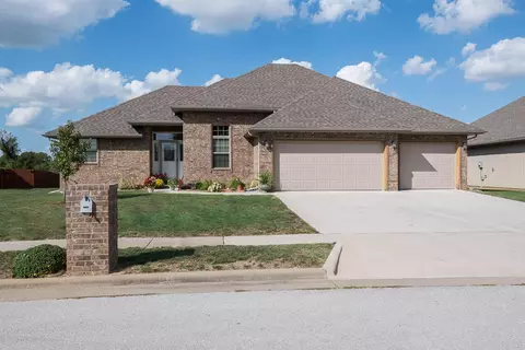 5705 W Alexa Ln, Springfield, MO 65802 photo 1