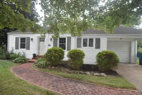 1442 E Stanford St, Springfield, MO 65804 photo 1