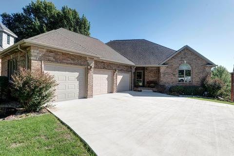1413 W Nettleton Ct, Springfield, MO 65810 photo 1