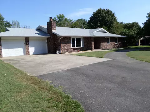 603 E Kay St, Republic, MO 65738 photo 1